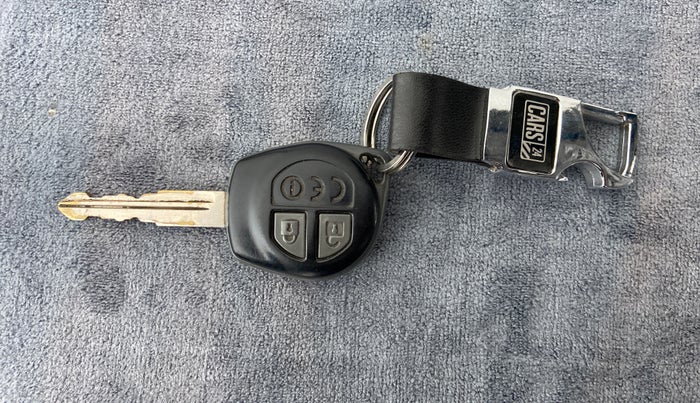 2015 Maruti Ciaz VDI+ SHVS, Diesel, Manual, 1,21,686 km, Key Close Up