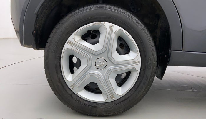 2018 Tata NEXON XE, Petrol, Manual, 24,464 km, Right Rear Wheel