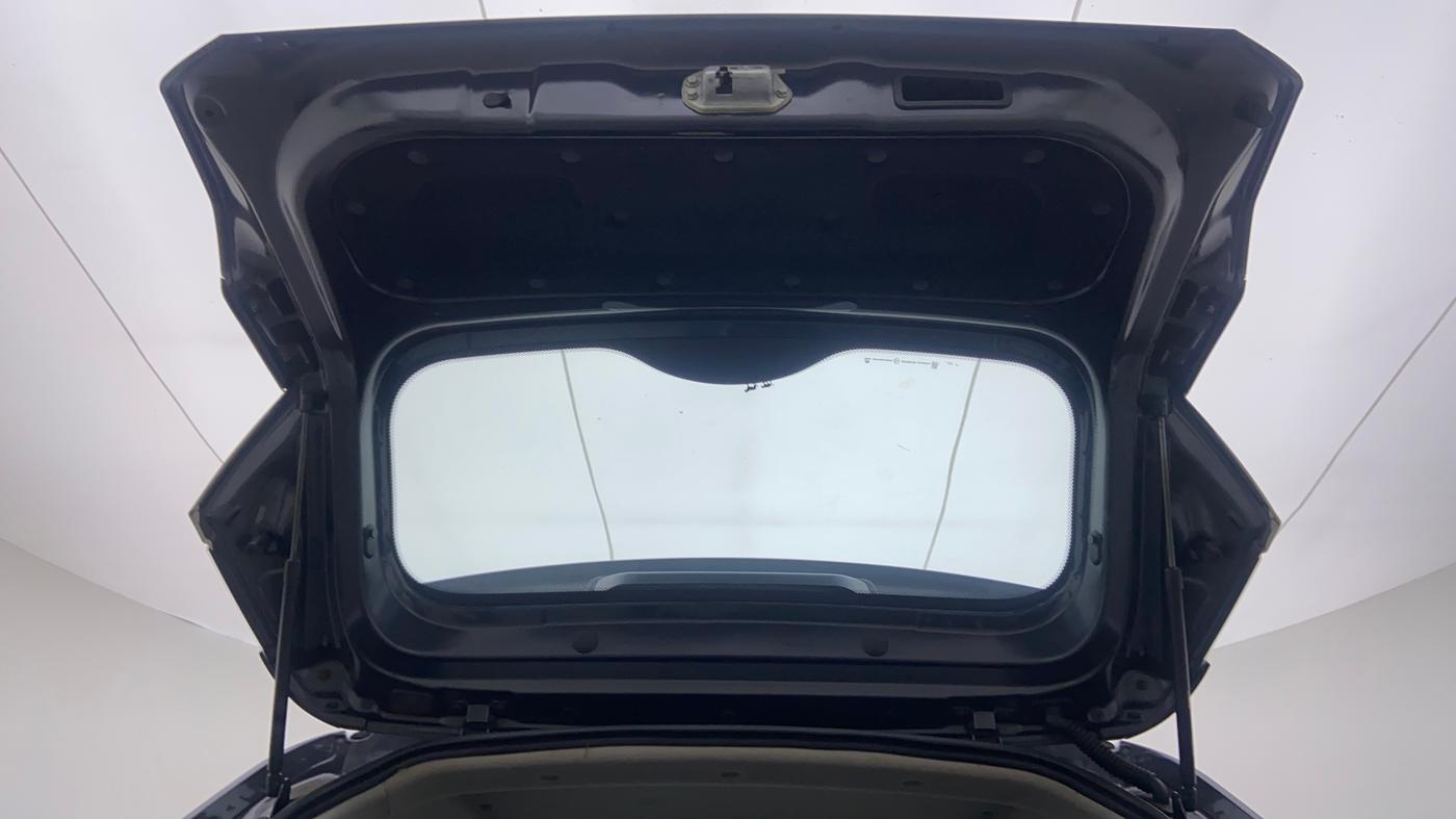 2018 Tata NEXON XE, Petrol, Manual, 24,464 km, Boot Door Open