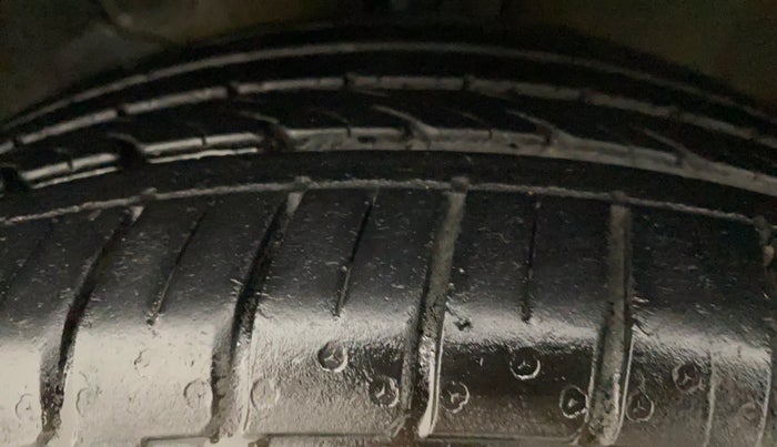 2018 Hyundai Verna 1.6 VTVT SX (O) AT, Petrol, Automatic, 1,13,578 km, Left Front Tyre Tread