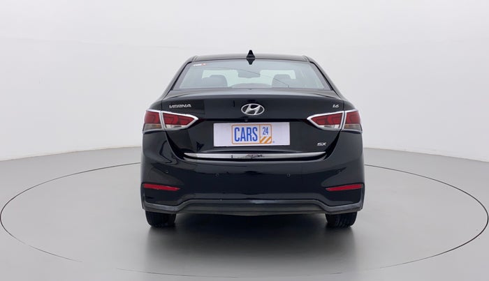 2018 Hyundai Verna 1.6 VTVT SX (O) AT, Petrol, Automatic, 1,13,578 km, Back/Rear