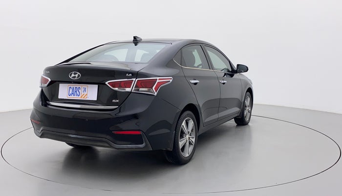 2018 Hyundai Verna 1.6 VTVT SX (O) AT, Petrol, Automatic, 1,13,578 km, Right Back Diagonal