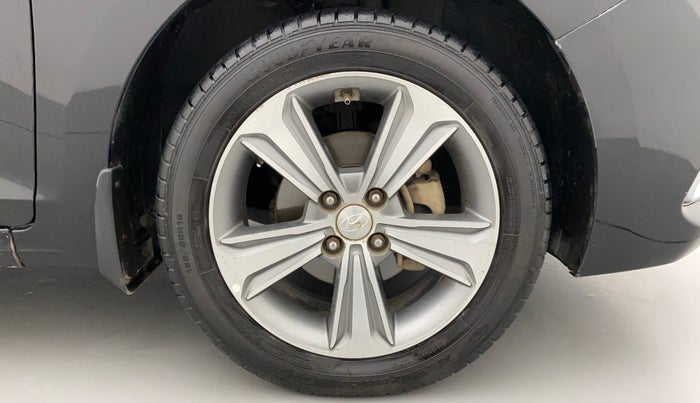 2018 Hyundai Verna 1.6 VTVT SX (O) AT, Petrol, Automatic, 1,13,578 km, Right Front Wheel