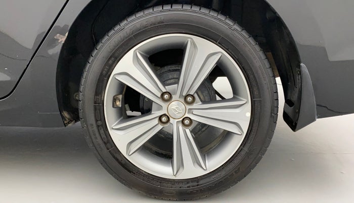 2018 Hyundai Verna 1.6 VTVT SX (O) AT, Petrol, Automatic, 1,13,578 km, Left Rear Wheel