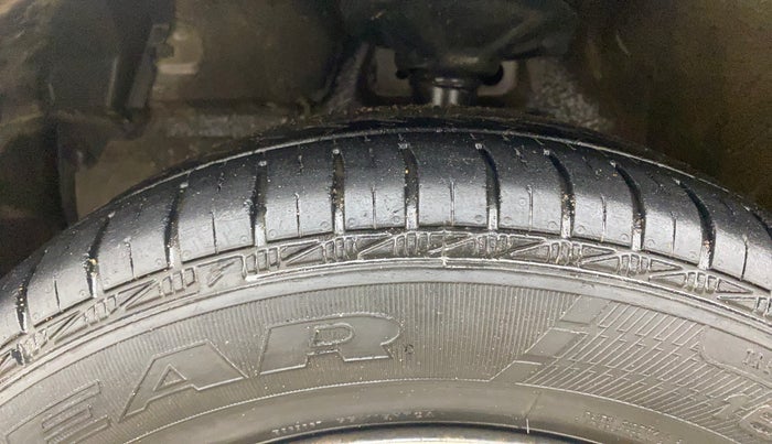 2017 Maruti Celerio ZXI AMT, Petrol, Automatic, 93,109 km, Left Front Tyre Tread