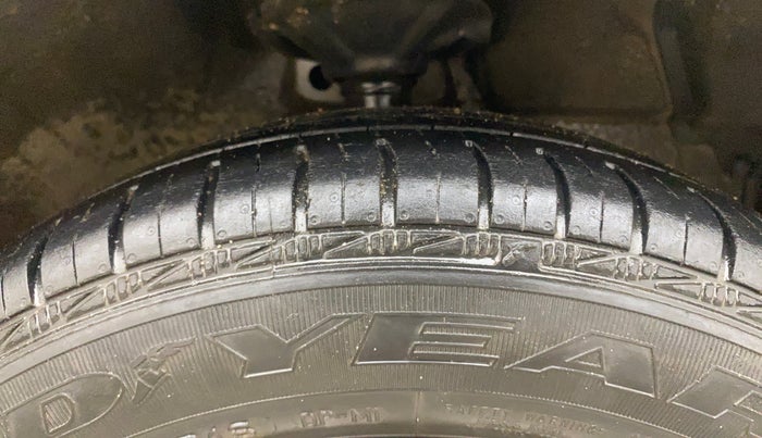 2017 Maruti Celerio ZXI AMT, Petrol, Automatic, 93,109 km, Right Front Tyre Tread