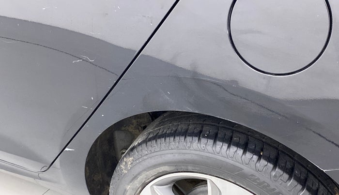 2019 Hyundai Verna 1.6 VTVT SX, Petrol, Manual, 29,095 km, Left quarter panel - Minor scratches