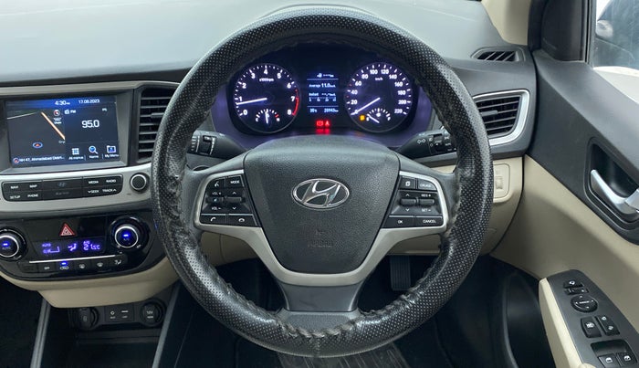 2019 Hyundai Verna 1.6 VTVT SX, Petrol, Manual, 29,095 km, Steering Wheel Close Up