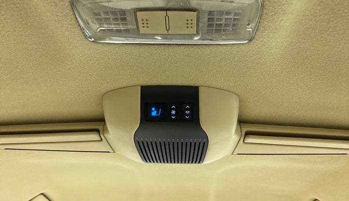 2018 Toyota YARIS V CVT, Petrol, Automatic, 27,748 km, Rear AC Vents