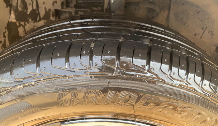 2022 Tata NEXON XZA PLUS KAZIRANGA PETROL, Petrol, Automatic, 48,305 km, Left Front Tyre Tread