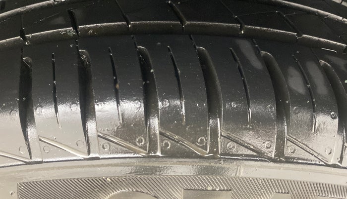 2022 Hyundai GRAND I10 NIOS SPORTZ 1.2 KAPPA VTVT CNG, CNG, Manual, 53,518 km, Left Rear Tyre Tread