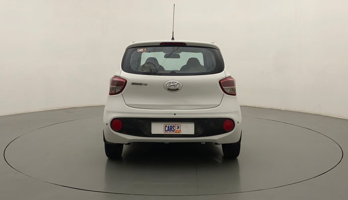 2018 Hyundai Grand i10 MAGNA 1.2 KAPPA VTVT, Petrol, Manual, 45,213 km, Back/Rear