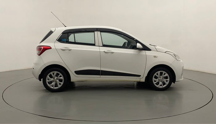 2018 Hyundai Grand i10 MAGNA 1.2 KAPPA VTVT, Petrol, Manual, 45,213 km, Right Side