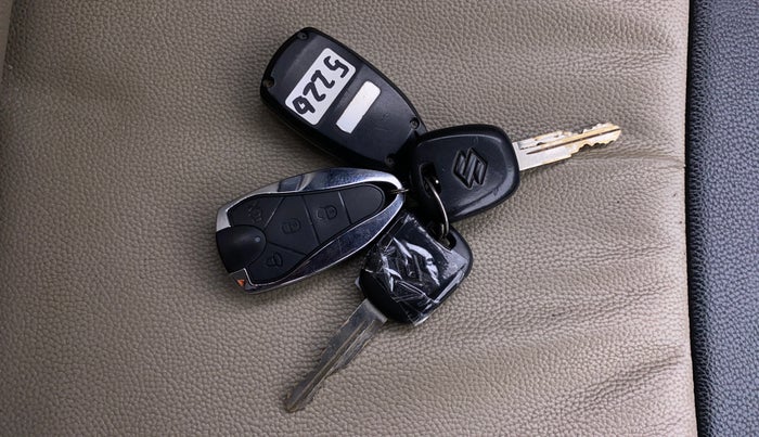 2018 Maruti Alto K10 VXI, Petrol, Manual, 47,367 km, Key Close Up