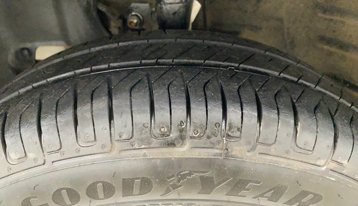 2019 Maruti New Wagon-R LXI CNG 1.0 L, CNG, Manual, 48,352 km, Left Front Tyre Tread