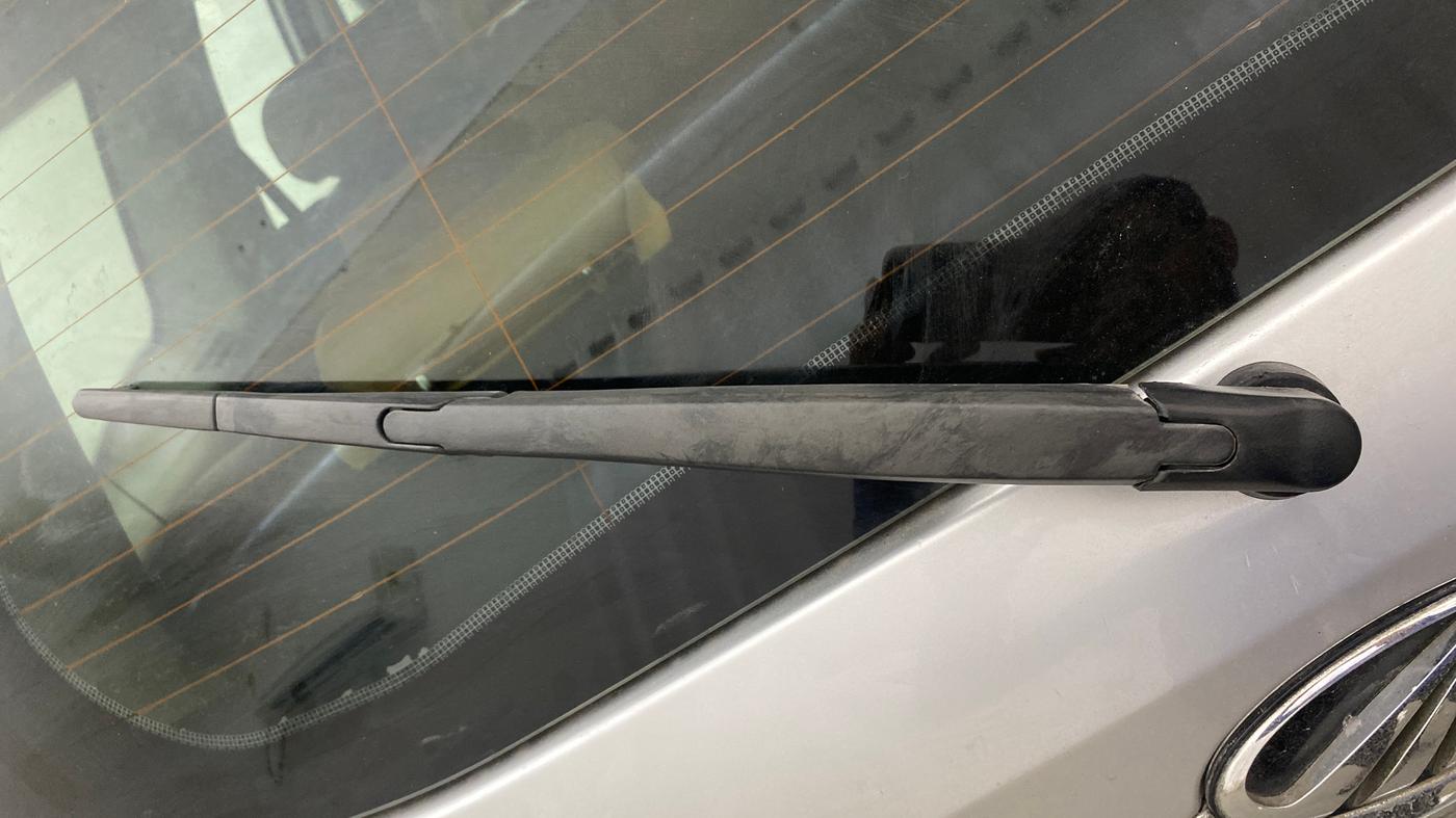 2019 Mahindra XUV500 W7, Diesel, Manual, 45,911 km, Rear Wiper
