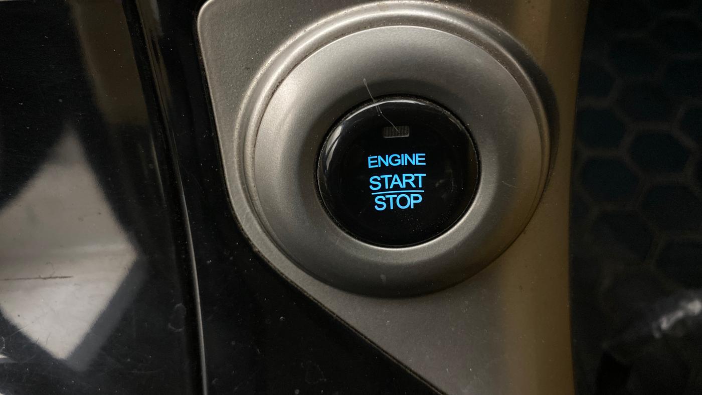2019 Mahindra XUV500 W7, Diesel, Manual, 45,911 km, Keyless Start/ Stop Button
