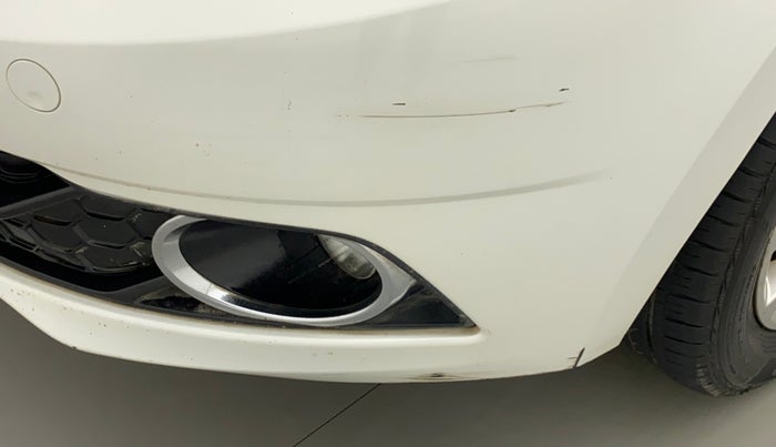 2017 Tata Tiago XZA PETROL, Petrol, Automatic, 31,975 km, Front bumper - Minor scratches