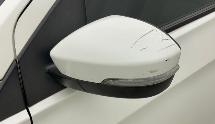 2017 Tata Tiago XZA PETROL, Petrol, Automatic, 31,975 km, Left rear-view mirror - Minor scratches