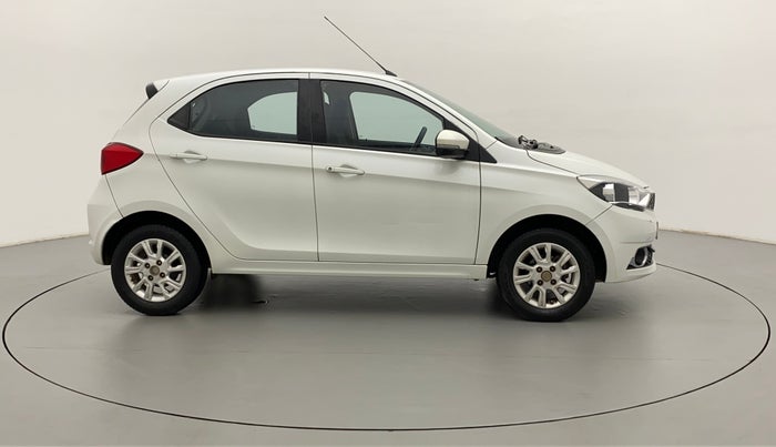 2017 Tata Tiago XZA PETROL, Petrol, Automatic, 31,975 km, Right Side View