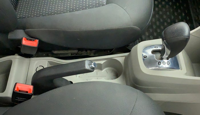 2017 Tata Tiago XZA PETROL, Petrol, Automatic, 31,975 km, Gear Lever
