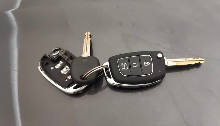2021 Hyundai GRAND I10 NIOS SPORTZ 1.2 KAPPA VTVT CNG, CNG, Manual, 41,625 km, Key Close Up