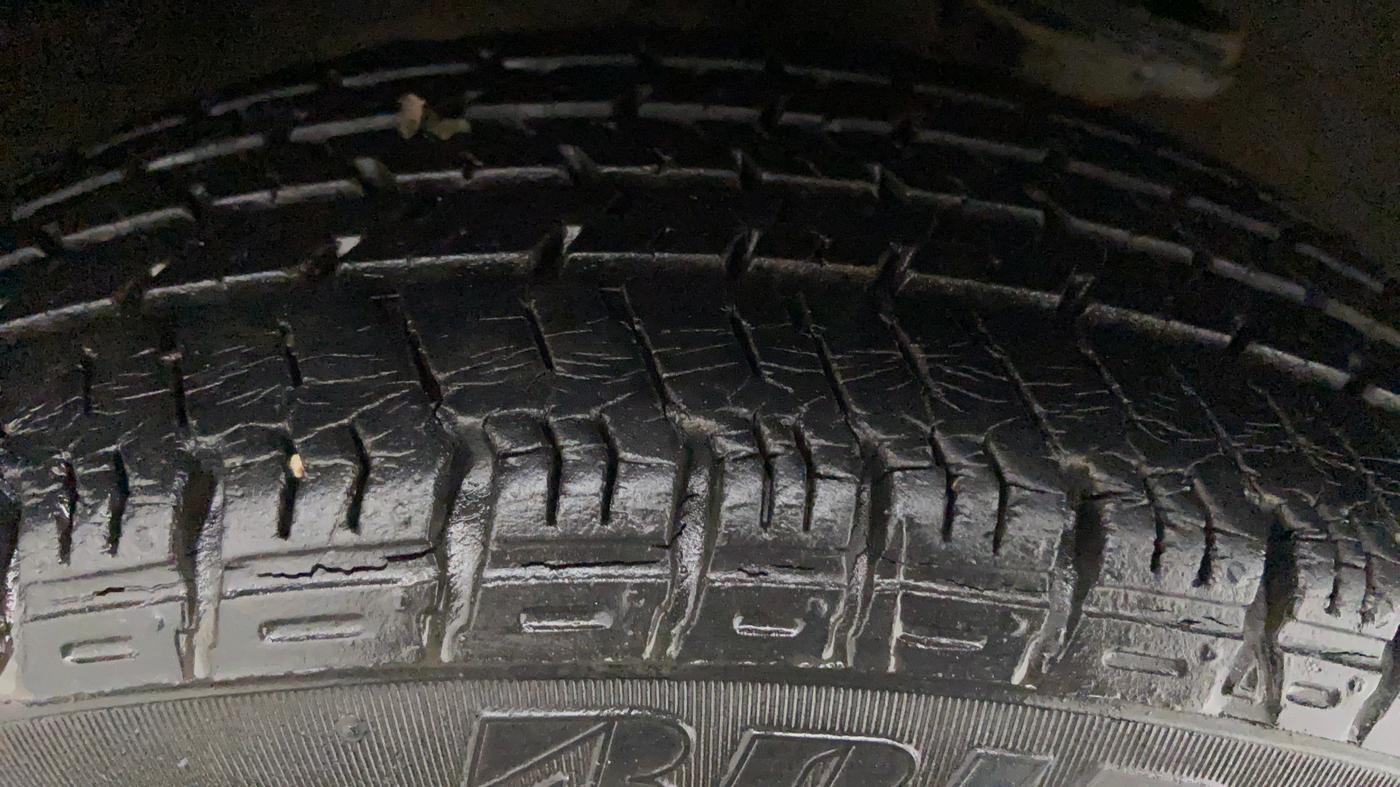 2016 Maruti Alto K10 VXI, Petrol, Manual, 15,446 km, Right Rear Tyre Tread