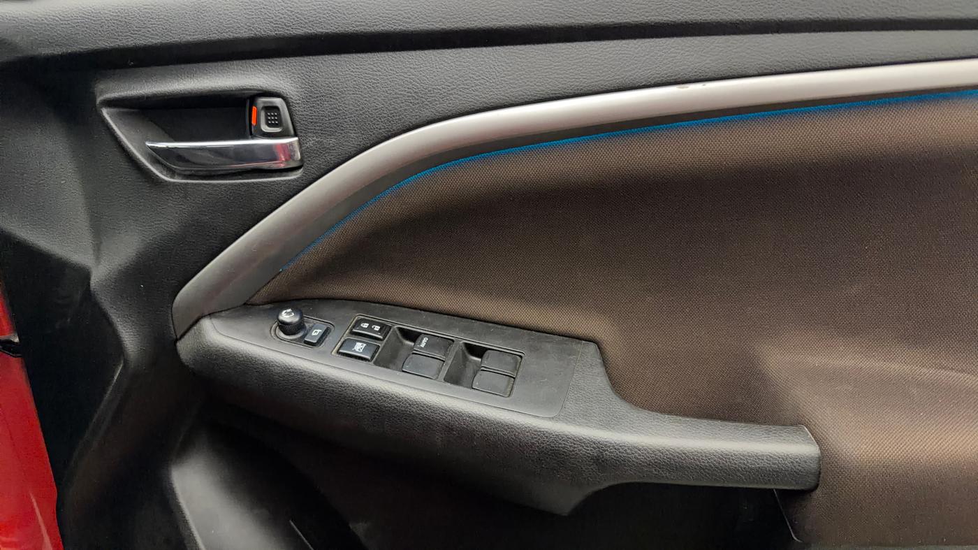 2022 Maruti BREZZA ZXI + SMART HYBRID DUAL TONE, Petrol, Manual, 15,752 km, Driver Side Door Panels Control