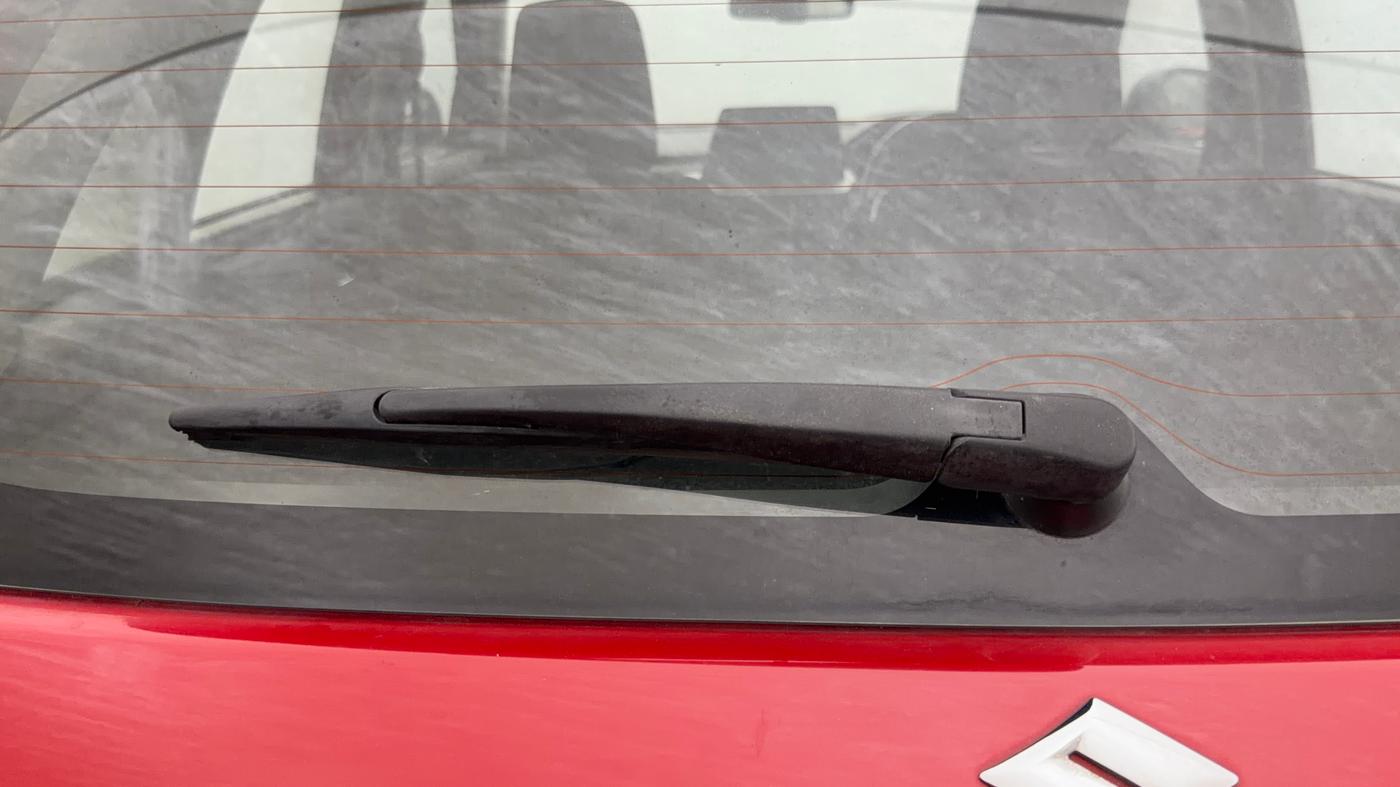2022 Maruti BREZZA ZXI + SMART HYBRID DUAL TONE, Petrol, Manual, 15,752 km, Rear Wiper