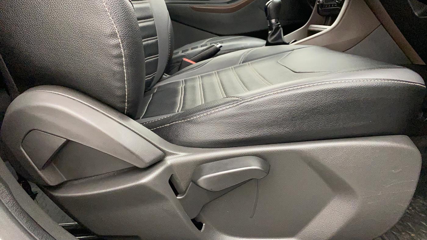 2018 Ford FREESTYLE TITANIUM 1.2 TI-VCT MT, Petrol, Manual, 16,203 km, Driver Side Adjustment Panel