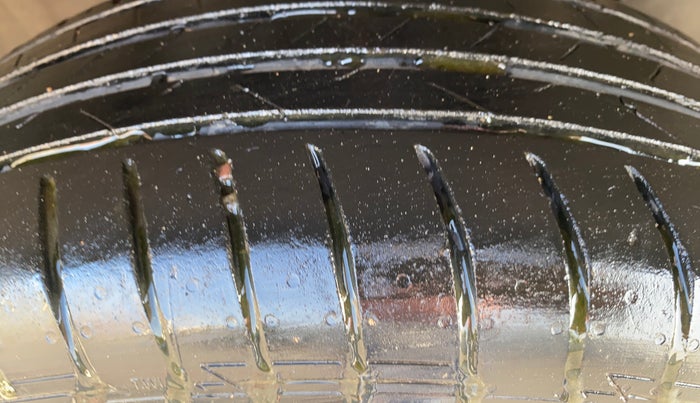 2019 Hyundai Elite i20 SPORTZ PLUS 1.2, Petrol, Manual, 81,599 km, Right Front Tyre Tread