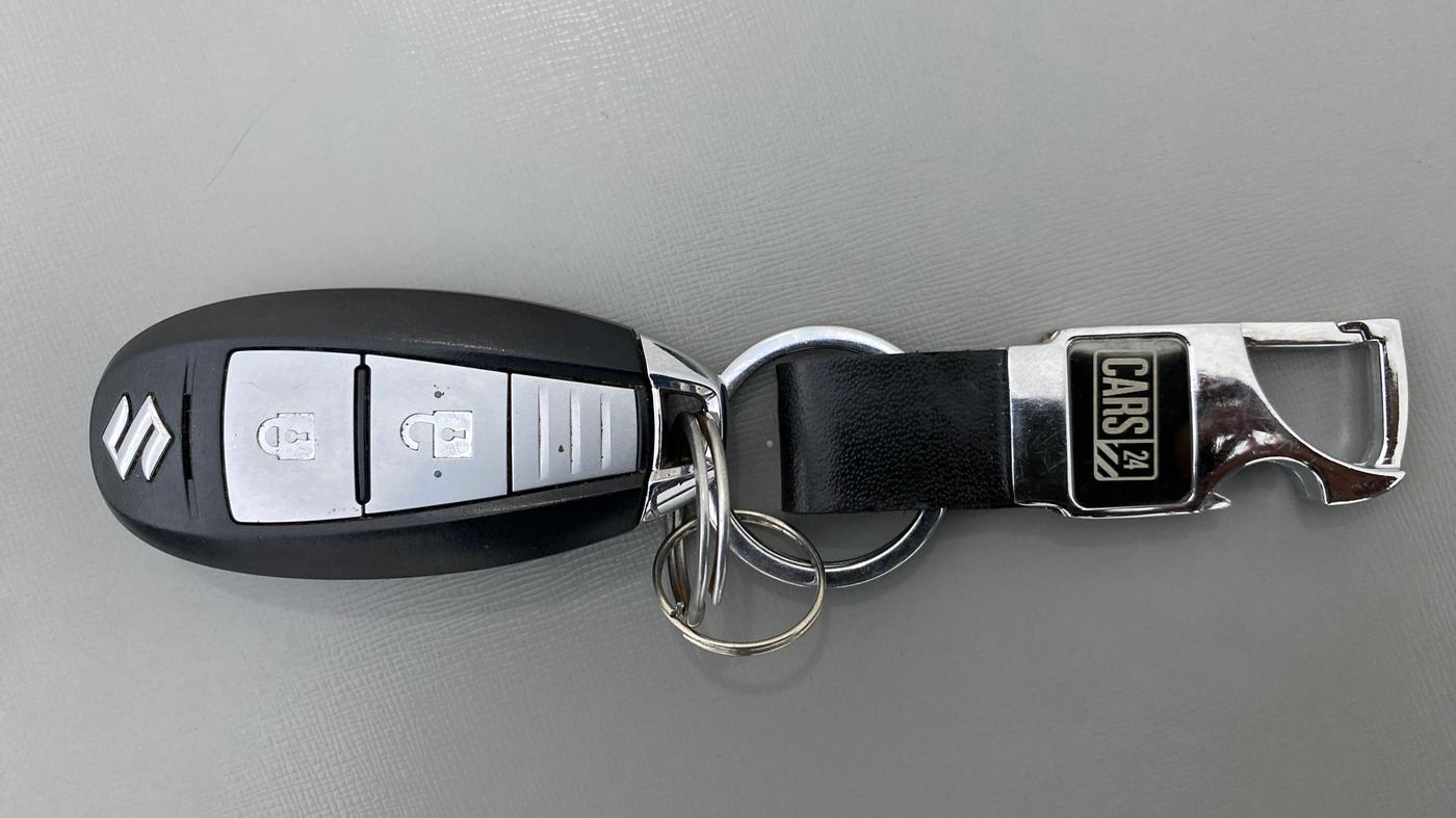 2021 Maruti Vitara Brezza VXI, Petrol, Manual, 24,390 km, Key Close Up