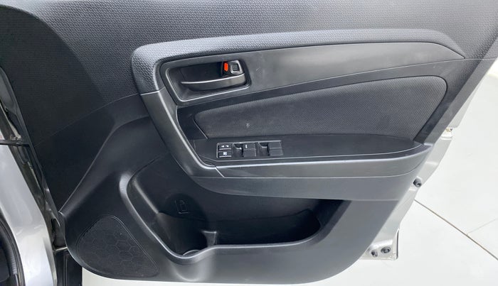 2021 Maruti Vitara Brezza VXI, Petrol, Manual, 24,390 km, Driver Side Door Panels Control