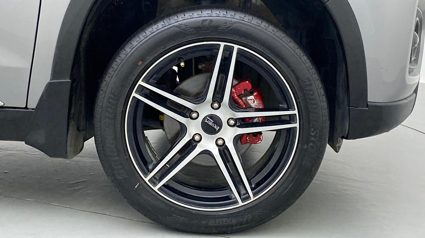 2021 Maruti Vitara Brezza VXI, Petrol, Manual, 24,390 km, Right Front Wheel