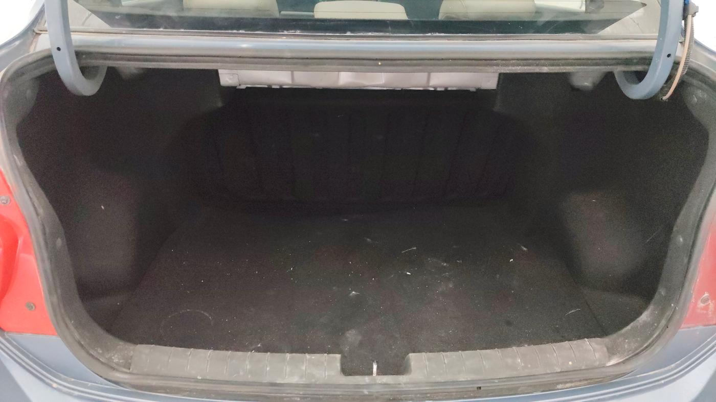 2015 Hyundai Xcent SX 1.2, Petrol, Manual, 43,667 km, Boot Inside