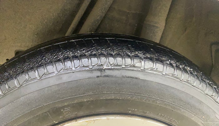 2016 Honda Jazz 1.2L I-VTEC V AT, Petrol, Automatic, 48,217 km, Left Rear Tyre Tread