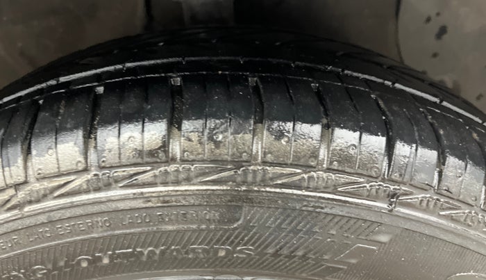 2019 Hyundai Grand i10 SPORTZ 1.2 KAPPA VTVT, Petrol, Manual, 51,640 km, Right Front Tyre Tread