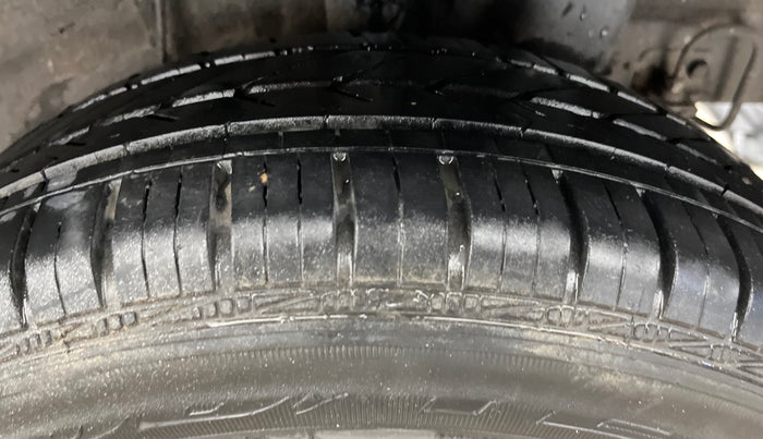 2019 Hyundai Grand i10 SPORTZ 1.2 KAPPA VTVT, Petrol, Manual, 51,640 km, Left Rear Tyre Tread