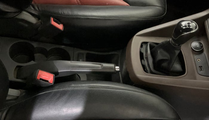 2018 Ford FREESTYLE TITANIUM 1.2 PETROL, Petrol, Manual, 56,238 km, Gear Lever