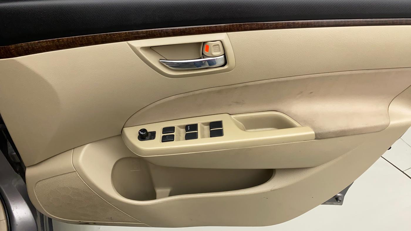 2014 Maruti Swift Dzire ZXI, CNG, Manual, 1,00,255 km, Driver Side Door Panels Control