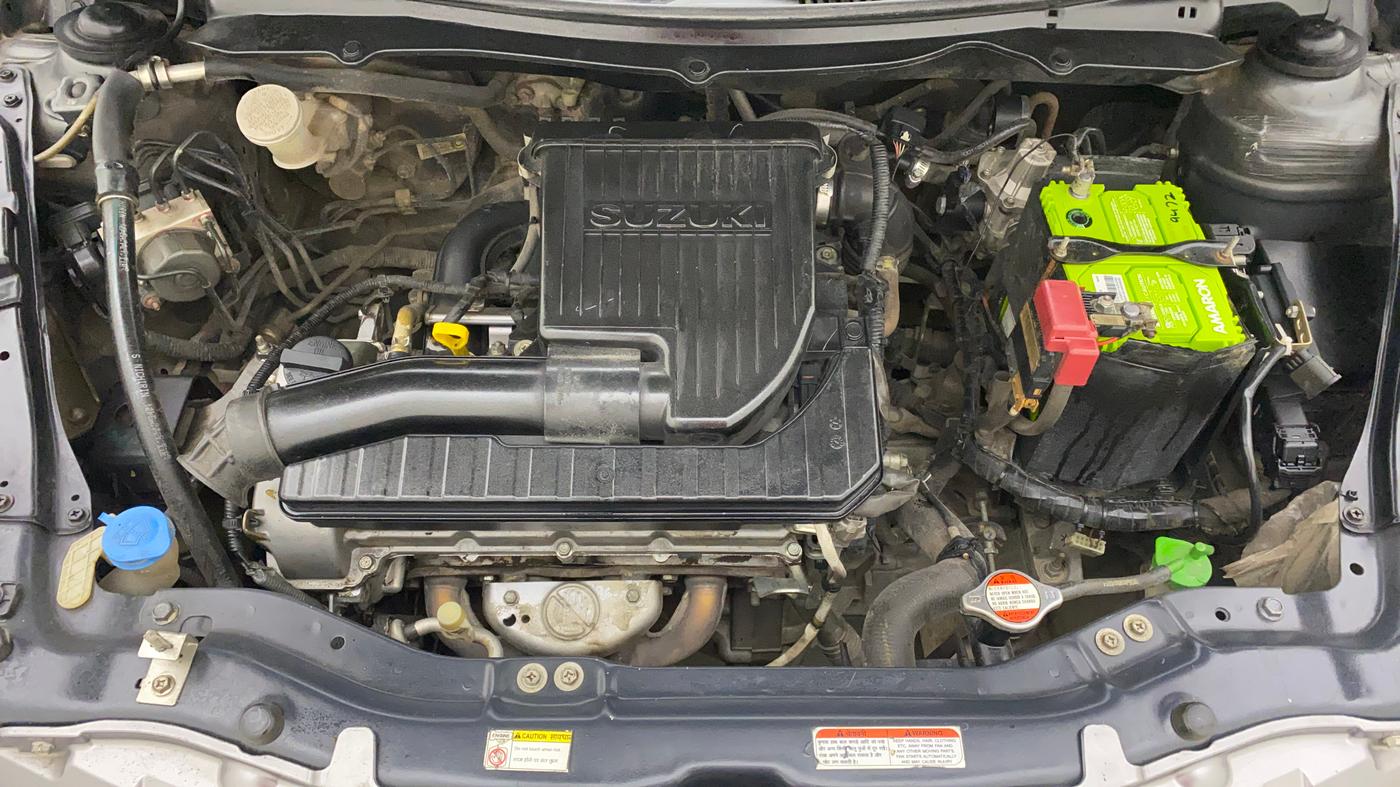 2014 Maruti Swift Dzire ZXI, CNG, Manual, 1,00,255 km, Open Bonet