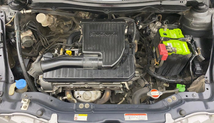 2014 Maruti Swift Dzire ZXI, CNG, Manual, 1,00,255 km, Open Bonet