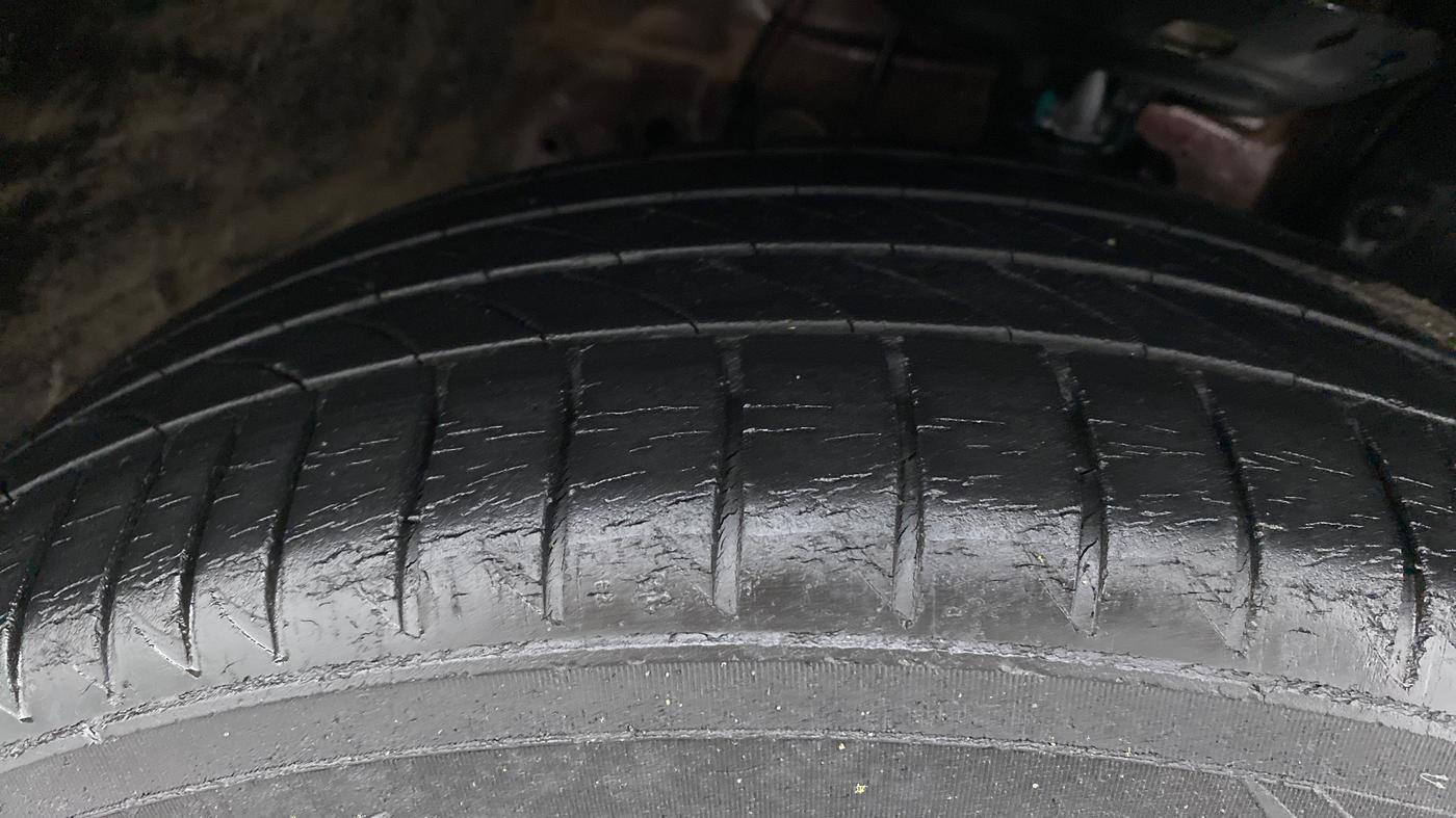 2017 Honda BR-V 1.5L I- DTEC S, Diesel, Manual, 65,395 km, Right Front Tyre Tread