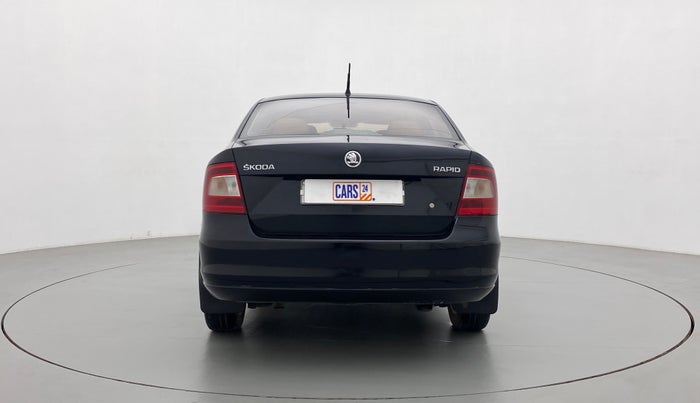 2015 Skoda Rapid AMBITION 1.5 TDI AT, Diesel, Automatic, 1,13,246 km, Back/Rear