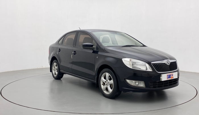 2015 Skoda Rapid AMBITION 1.5 TDI AT, Diesel, Automatic, 1,13,246 km, Right Front Diagonal