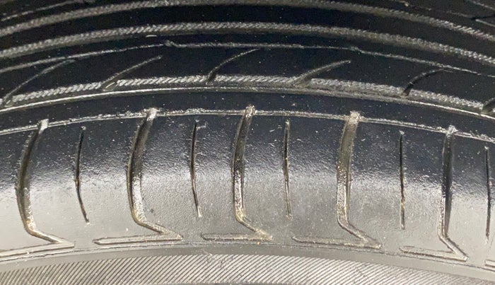 2017 Nissan Micra XL CVT, Petrol, Automatic, 65,858 km, Right Front Tyre Tread