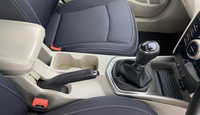 2019 Mahindra XUV300 W8 1.2 PETROL, Petrol, Manual, 82,081 km, Gear Lever