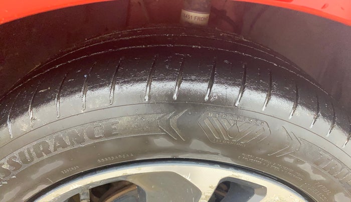 2019 Tata ALTROZ XZ DIESEL, Diesel, Manual, 64,957 km, Right Front Tyre Tread