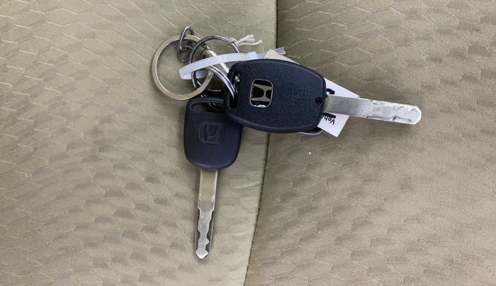 2014 Honda Amaze 1.2L I-VTEC S, Petrol, Manual, 51,582 km, Key Close Up