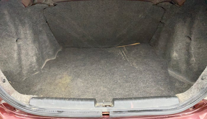 2014 Honda Amaze 1.2L I-VTEC S, Petrol, Manual, 51,582 km, Boot Inside